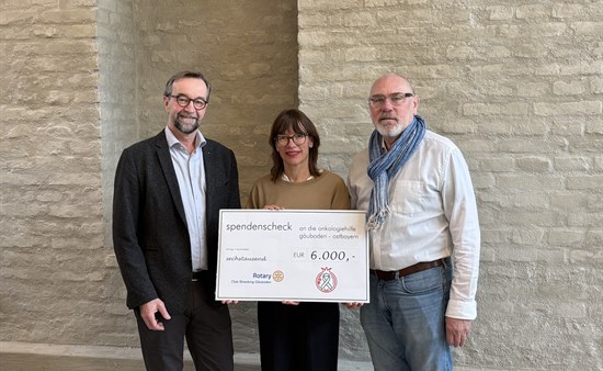 Präsidentin Steffi Kerscher mit Franz Bast und Peter Endres